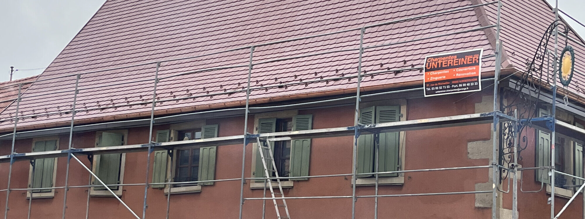 CHARPENTES UNTEREINER_49 2000X750 | Charpentes Untereiner Comment éviter les infiltrations d’eau sous les tuiles ? Riedisheim